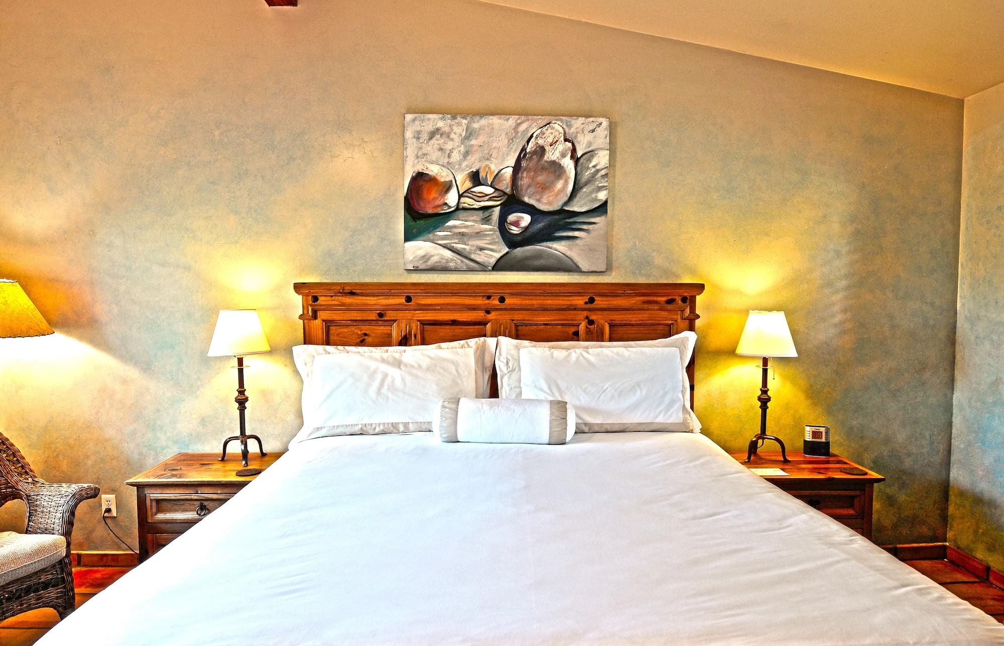 Blue Iguana Hotel Ojai